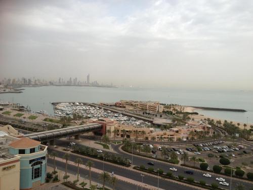 Corniche Suites Hotel