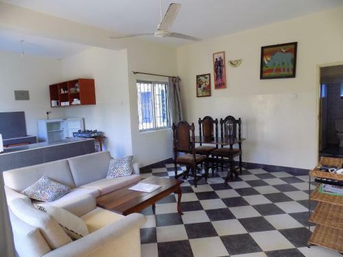 Jacyjoka Apartments Nyali