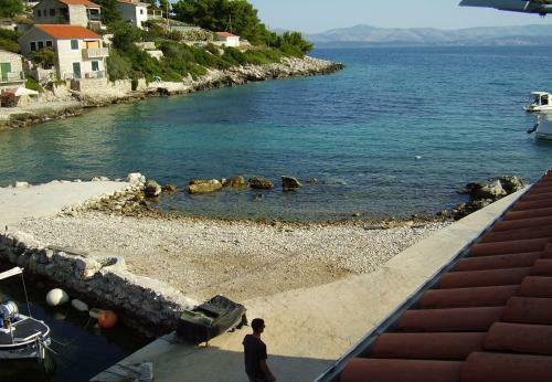 Holiday Home Nik - 5m From Sea
