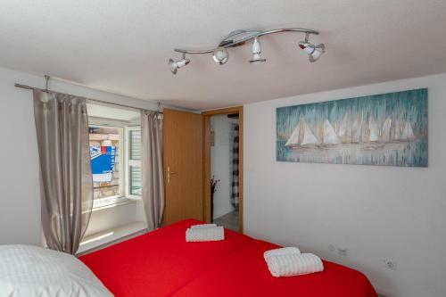 Apartamentos Old Town Charming Nest