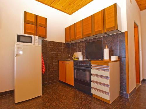 Apartments Fazana 774