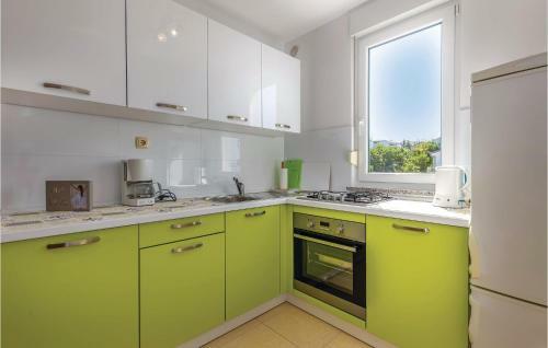 One-bedroom Apartment In Jadranovo
