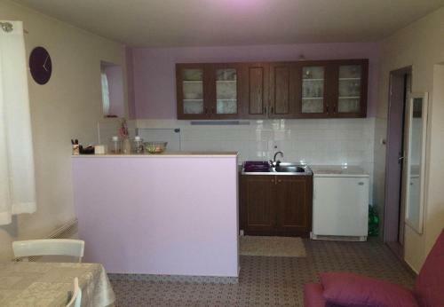 Hostal Apartments And Rooms Tonka-parking
