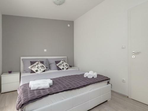 Beautiful Panoramic Views Top Floor Apartment, In Between Split And Trogir