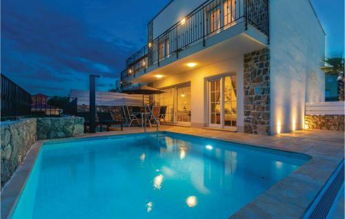 Three-bedroom Holiday Home In Kornic