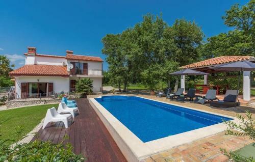 Villa Alvona Near Labin