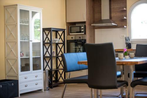 Hostal Via Flavia With Common Pool