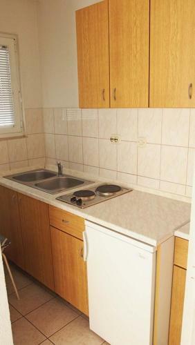Apartments Ivica - 100m From Beach