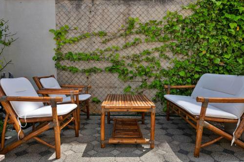 Apartment With Big And Free Private Parking