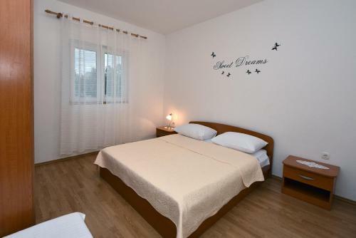 Apartamento Holiday Home 193586