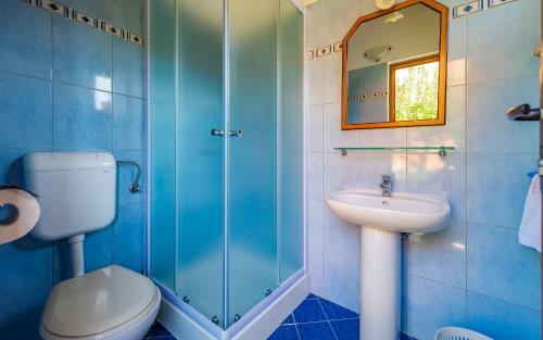 Villa Bacio With Pool, Wine Cellar, Volleyball Field
