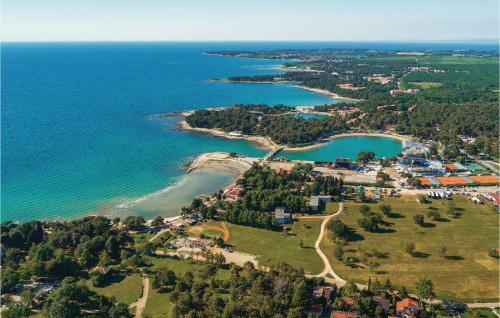 Three-bedroom Apartment In Novigrad