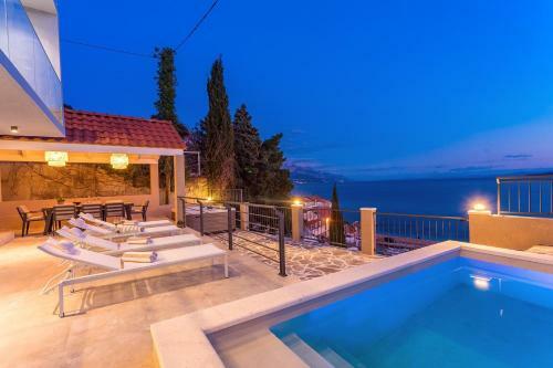 New! Villa Perla Blu With 4 Bedrooms, Heated Pool, Jacuzzi, 50m From Beach