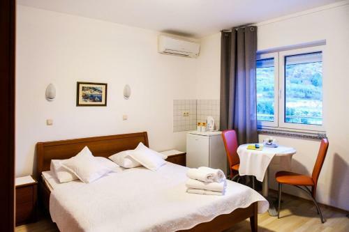 Hostal Apartments And Rooms Anka - Jacuzzi