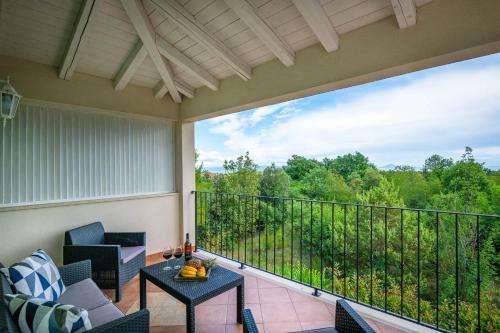 Spacious Holiday House / Pool / Jacuzzi / Playground / 6+2