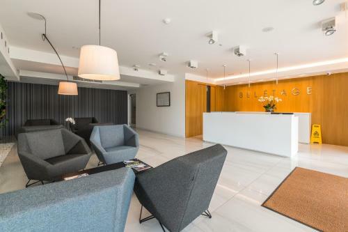 The Majestic Bel Etage Upscale Apartment With Pool