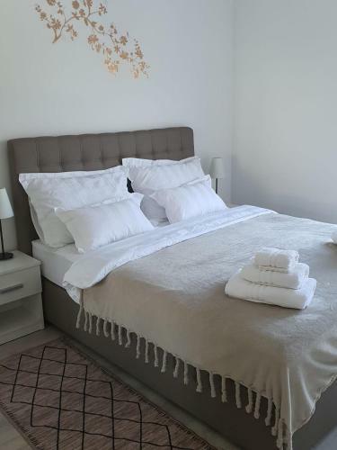 Apartments Villa Salona Sky