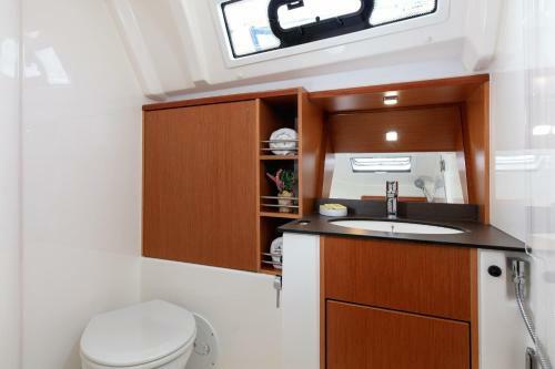 Bavaria Cruiser 41 - Nina Sailing Boat