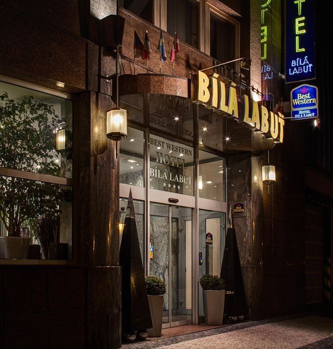 Luxury Family Hotel B�l� Labut