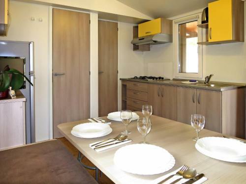 Holiday Home Camp Rozac - Tgr215