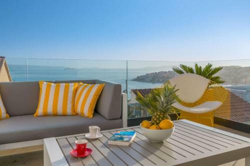 Luxury Villa Riva With Infinity Pool