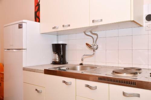 B - Apartment With Terrace With The Sea View
