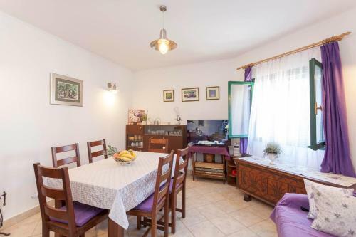 Holiday House Jasminka In Tucepi, Sea View