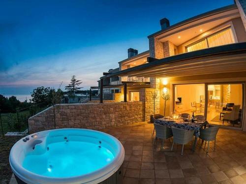 Villa Bobos Place With Jacuzzi 46e