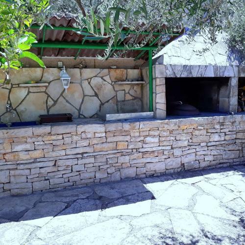 Stone House Oreb