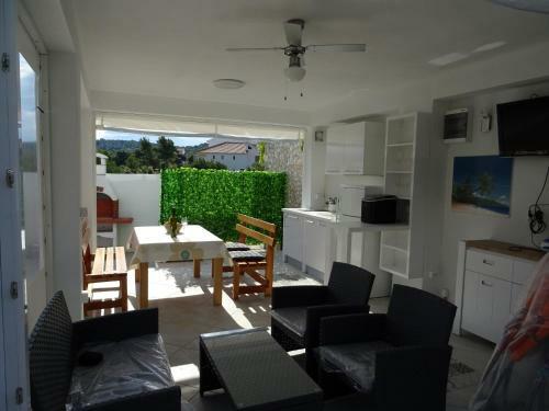 Apartamentos House Tihomir