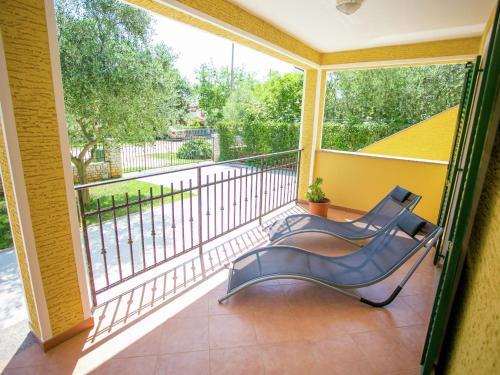 Luxurious Villa In Kadumi With Swimming Pool