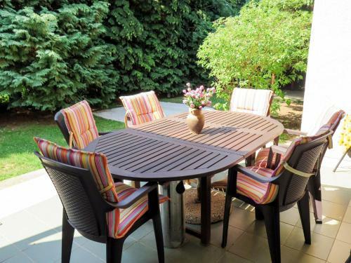 Holiday Home Regina - Boe131