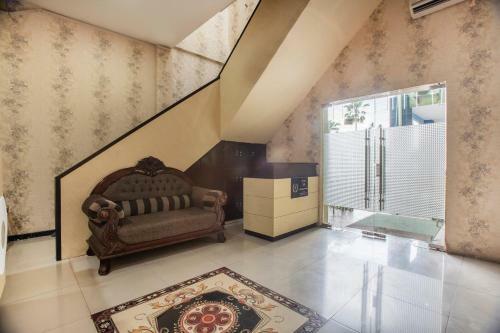 Oyo 2971 W&w Executive Hotel