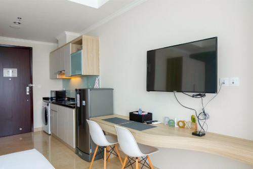 Exclusive Studio Apartment At Menteng Park By Travelio