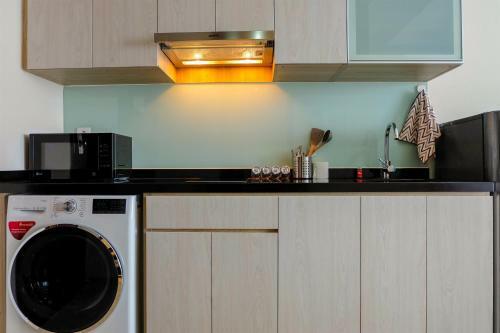 Exclusive Studio Apartment At Menteng Park By Travelio