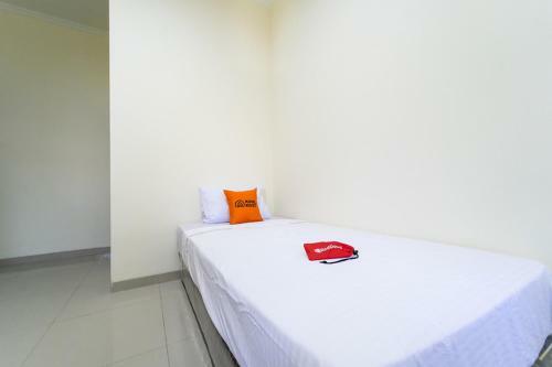 Hostal Koolkost Near Universitas Tarumanegara