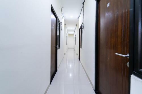 Hostal Koolkost Near Universitas Tarumanegara