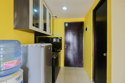 Modern And Comfy Studio Tamansari Sudirman Apartment By Travelio