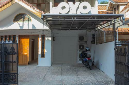 Hotel Oyo 366 Thamadhiro Residence