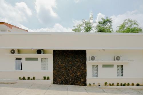 Hotel Agro Kijang Karlos