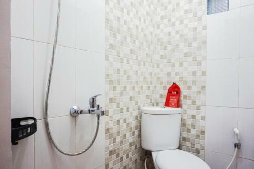 Hotel Reddoorz @ Jalan Danau Limboto