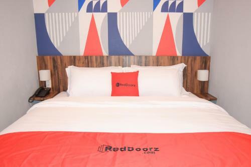 Hostal Reddoorz Plus Near Unimed Medan