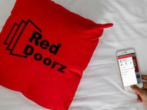Hostal Reddoorz Plus Near Unimed Medan