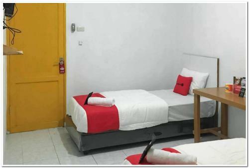 Hotel Reddoorz @ Simpang Pos Medan