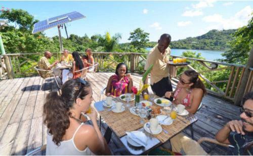 Hotel Bay View Eco Resort & Spa