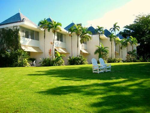 Goblin Hill Villas At San San