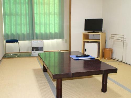 Hostal Showa Shinzan Youth Hostel