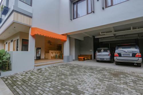 Hotel Oyo 90256 My Kost