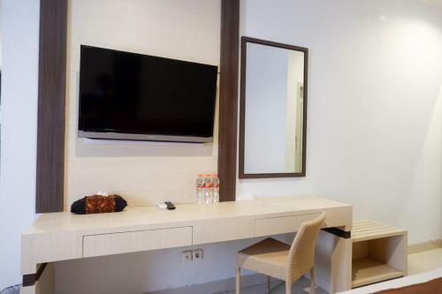 Dinasty Smart Hotel
