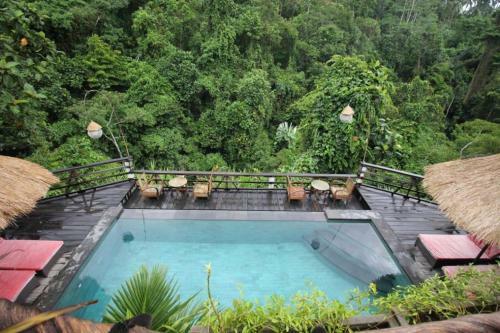 Hostal Bayu House And Villas